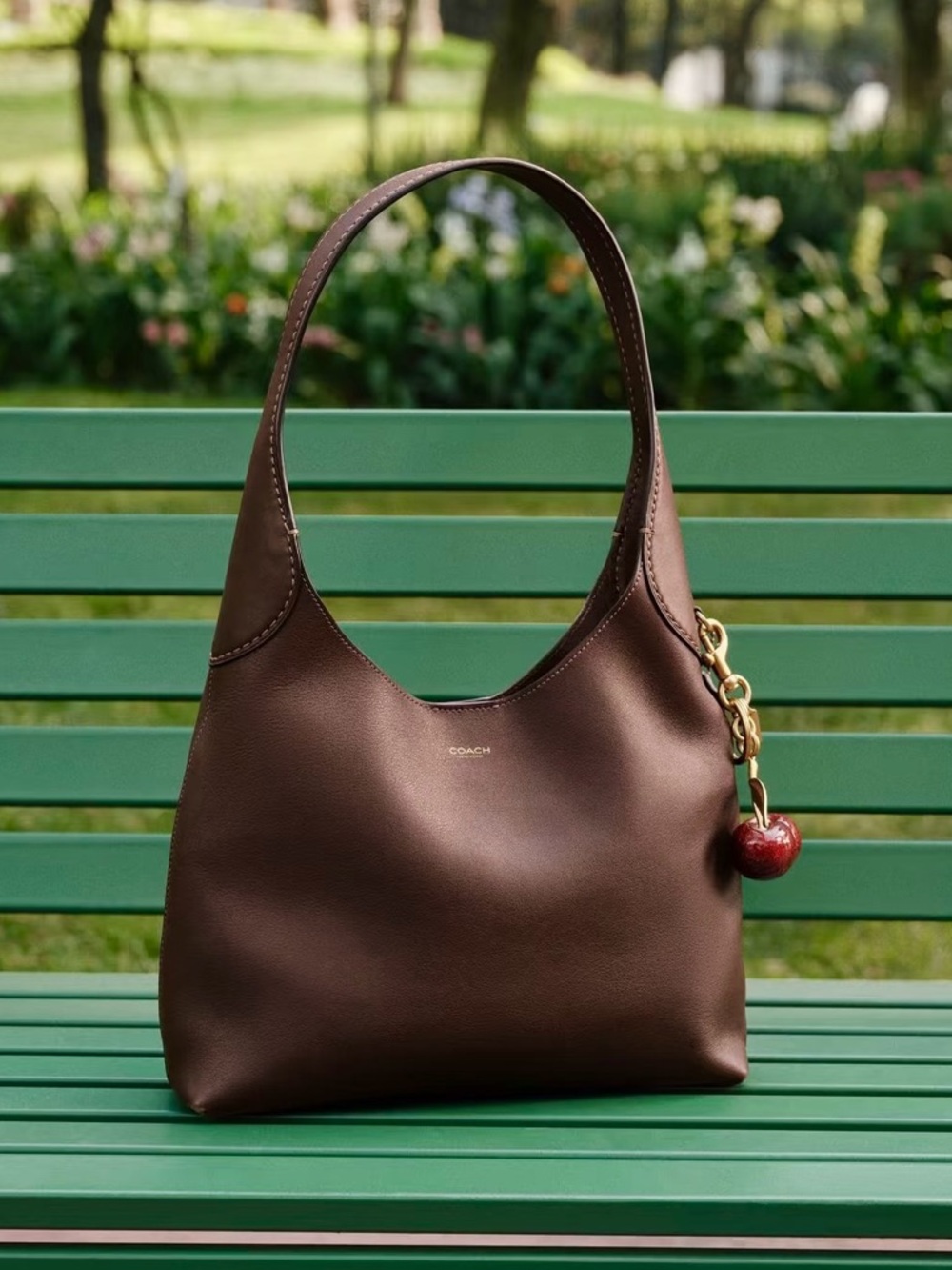 Brooklyn Shoulder Bag 34 Brass/Maple